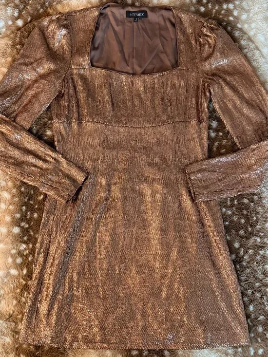 Intermix Hilary brown Bronze Sequin Mini Dress Long Sleeve Square Neck Size 8 - Picture 3 of 7